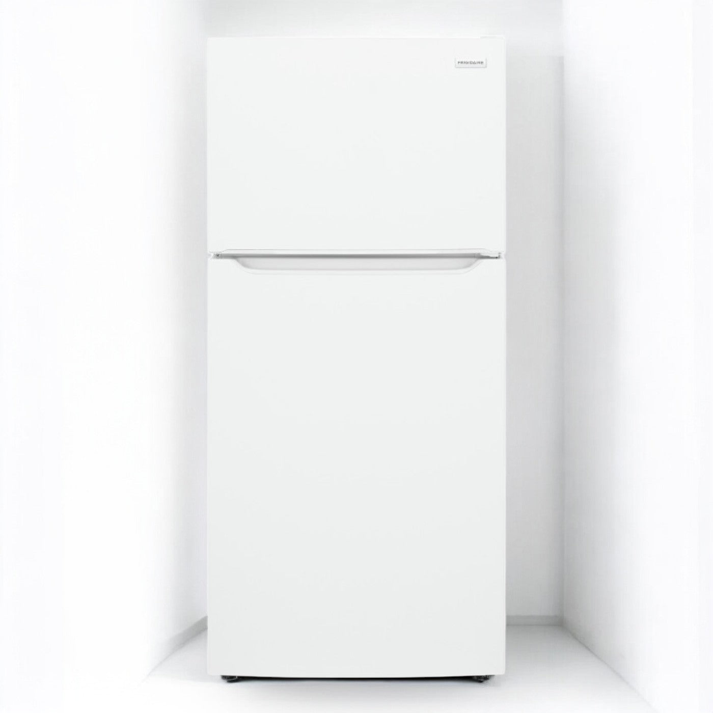 Frigidaire - 18.3 Cu. Ft. Top Freezer Refrigerator - White - FFTR1835VW- SN BA44202020