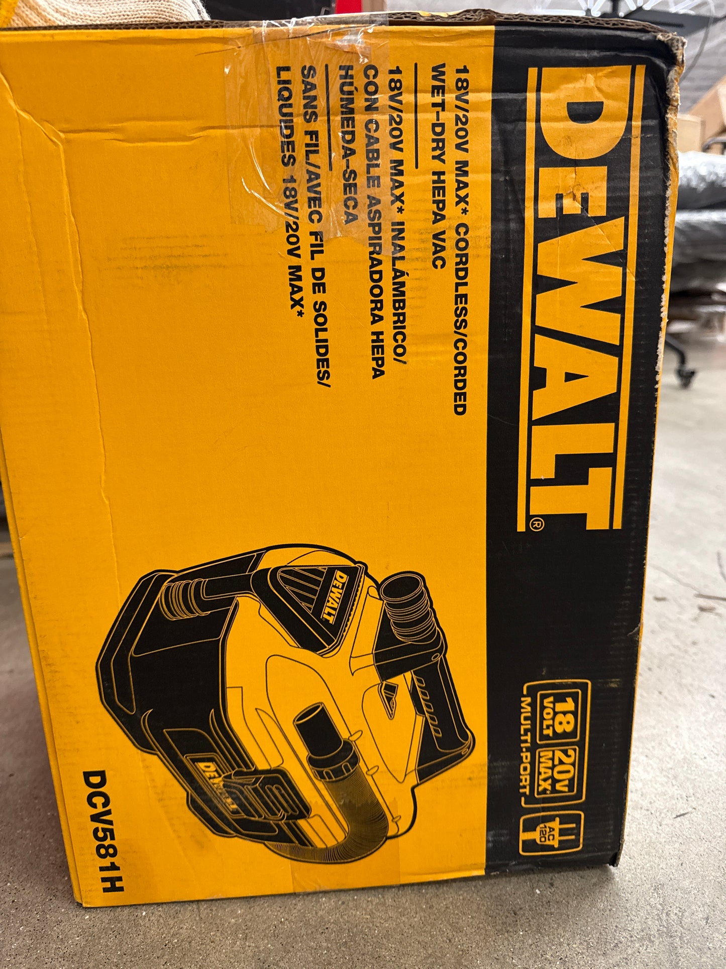 AC250021 DEWALT 18/20V MAX Vacuum Wet/Dry (Bare Tool)
