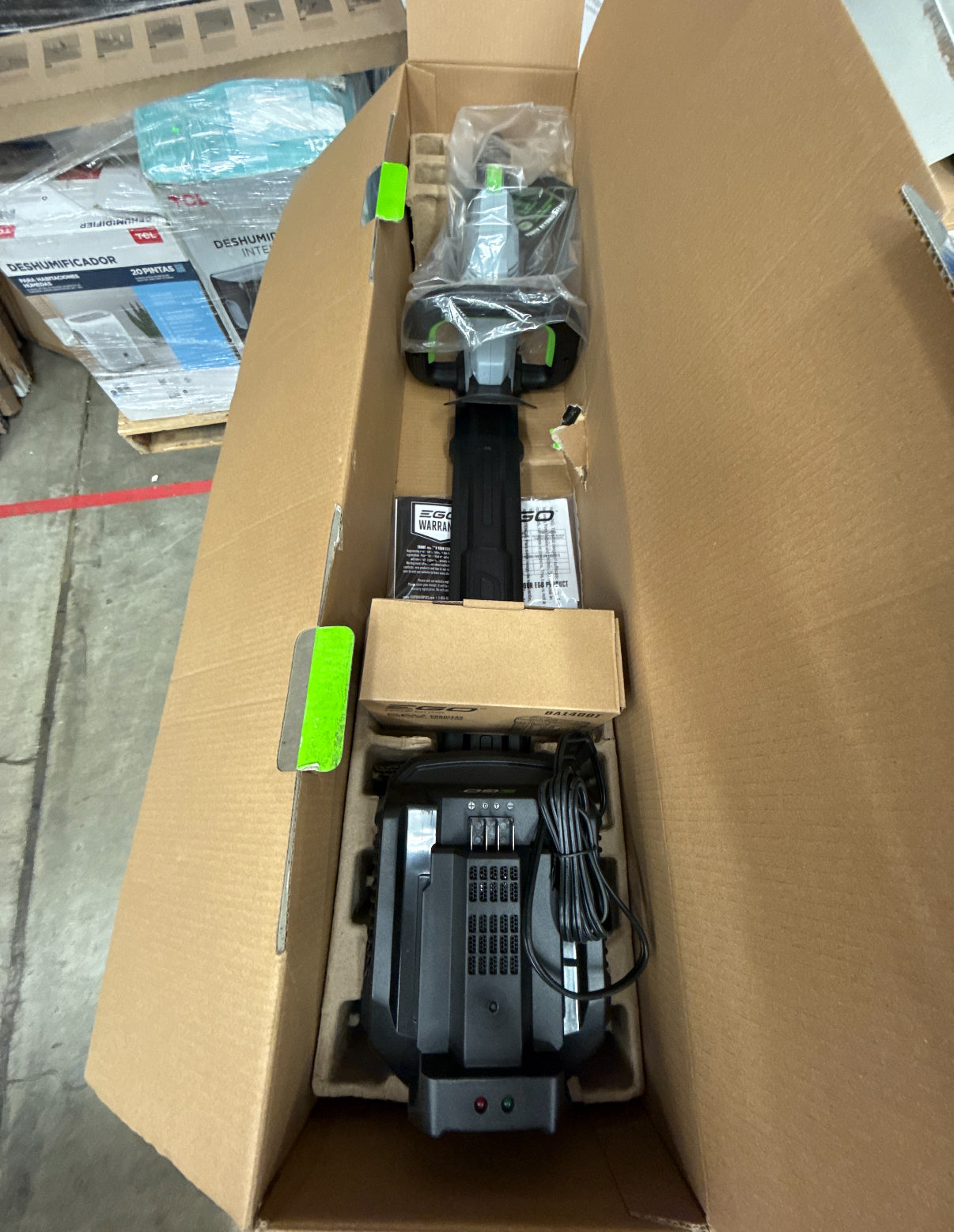 AC250028 EGO Power+ HT2411 24-Inch Brushless 56-Volt Cordless Hedge Trimmer 2.5Ah Battery and Charger Included