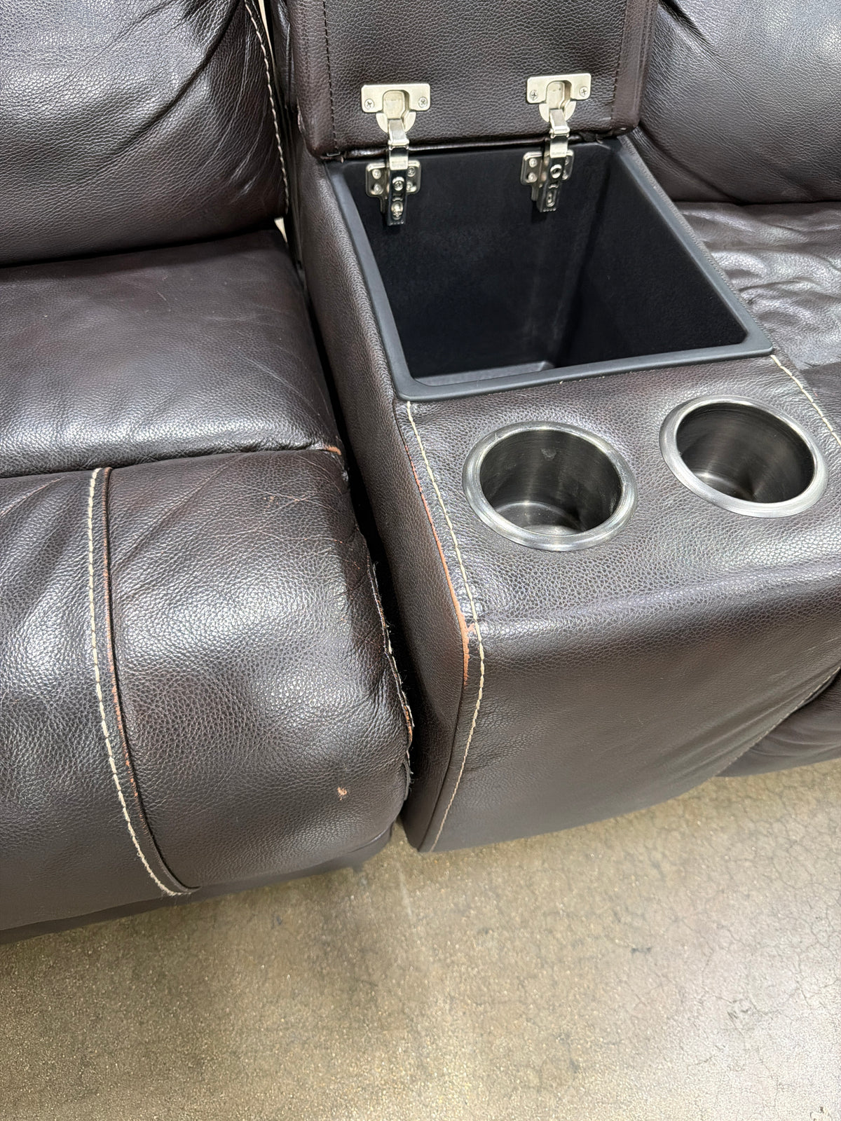 CS260075 Gilman Creek Malachi Leather Power Reclining Sectional