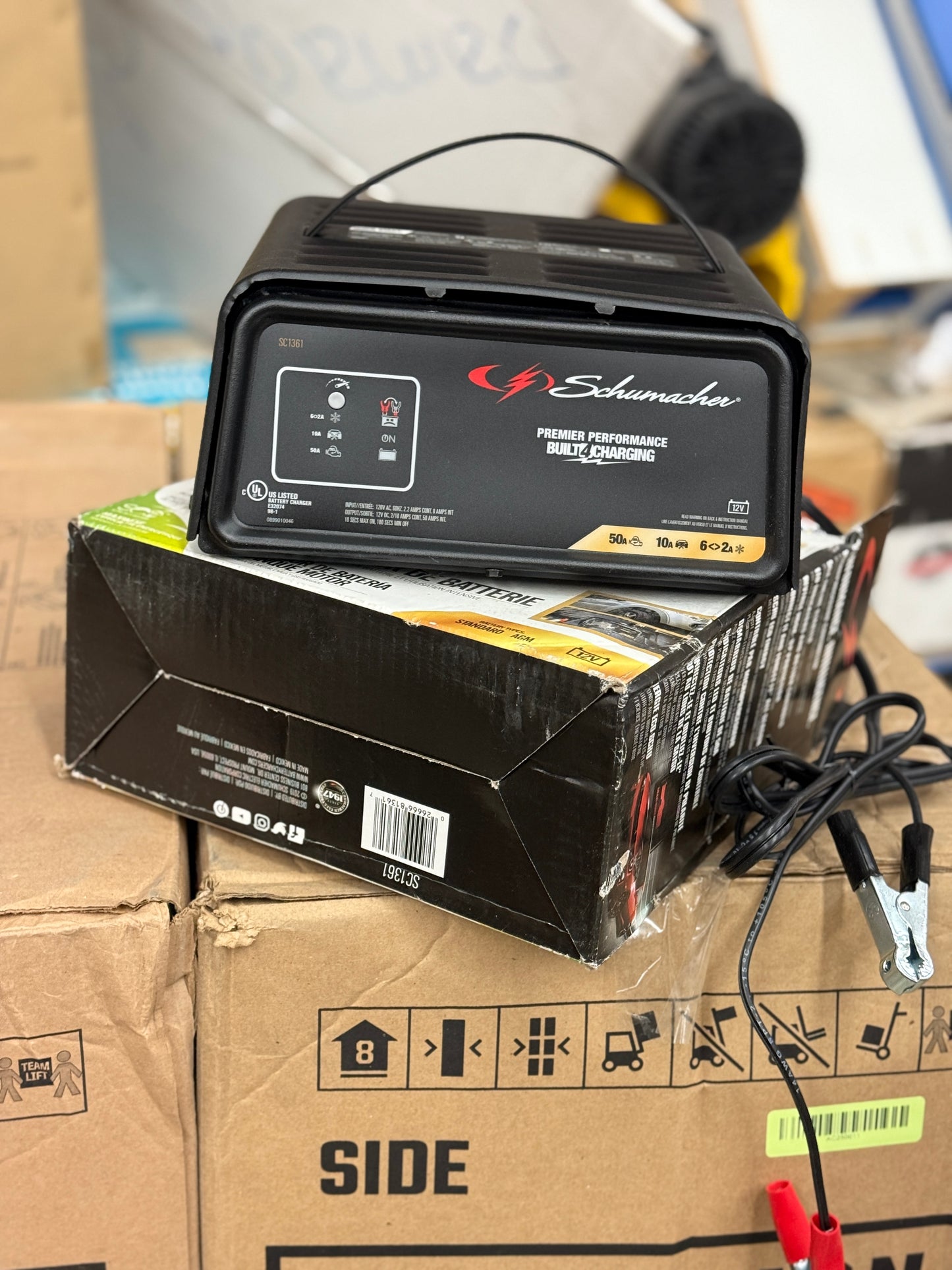 AC250036 Schumacher Electric Battery Charger and Engine Starter