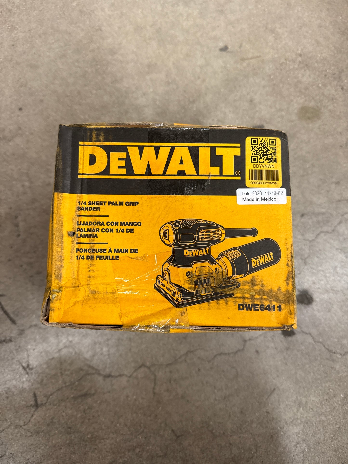 AC250032 DEWALT 1/4 Sheet Sander