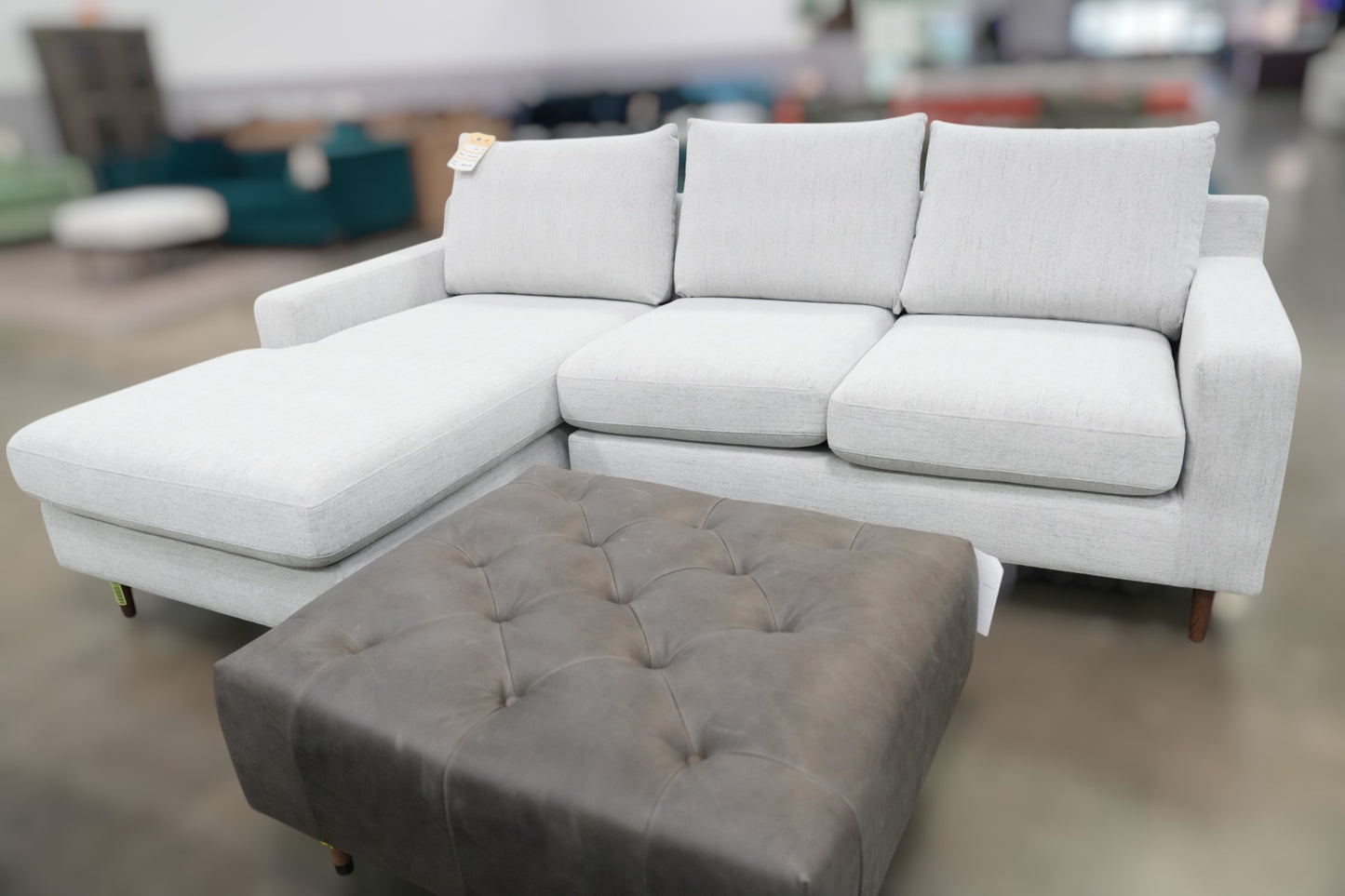 IDF240187 - Ms. Chesterfield - Ottoman  Leather  Light Grey