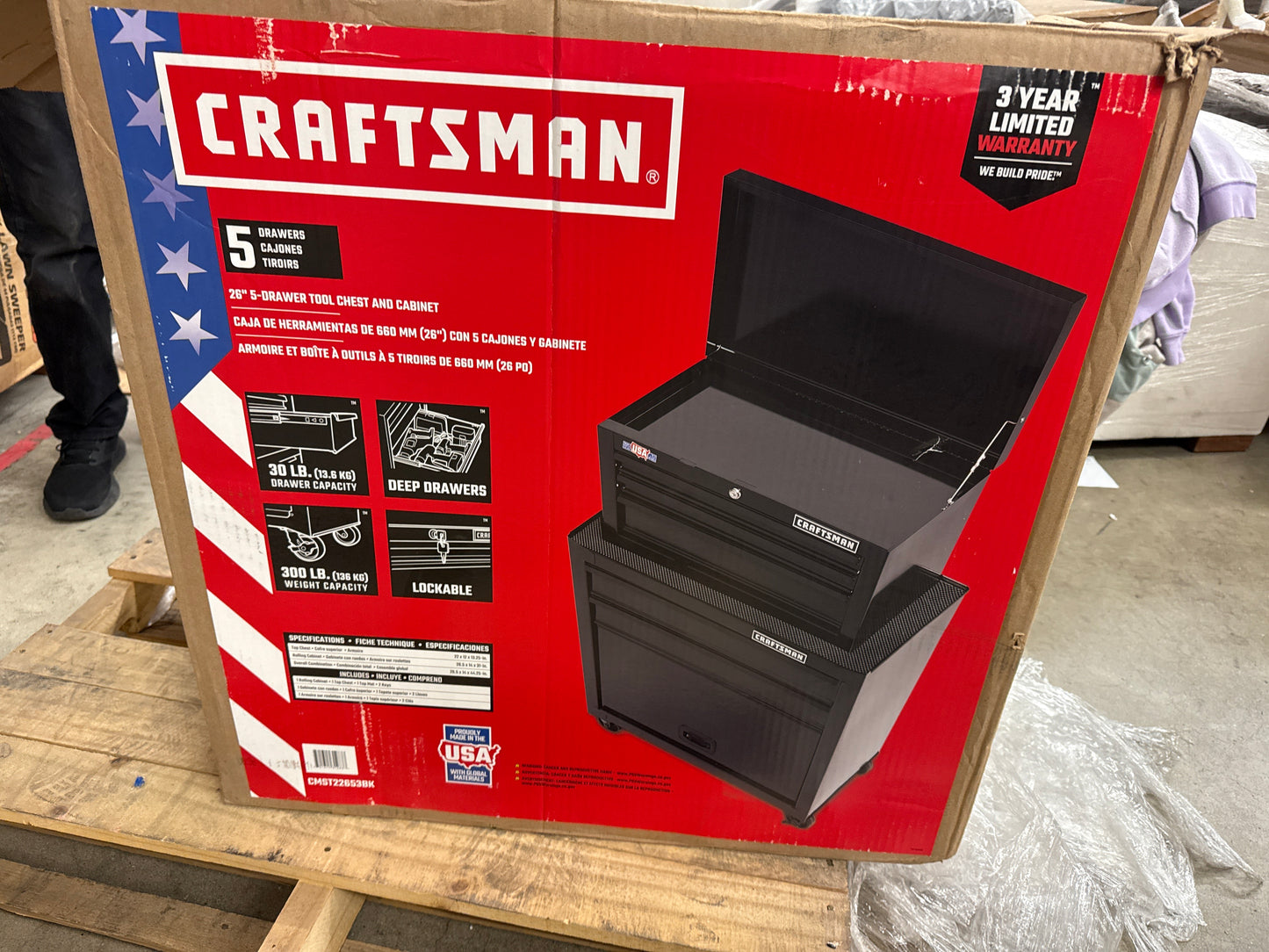 AC250011 CRAFTSMAN 1000 Series 26.5-in W x 44.25-in H 5 Ball-bearing Steel Tool Chest Combo ( Black )
