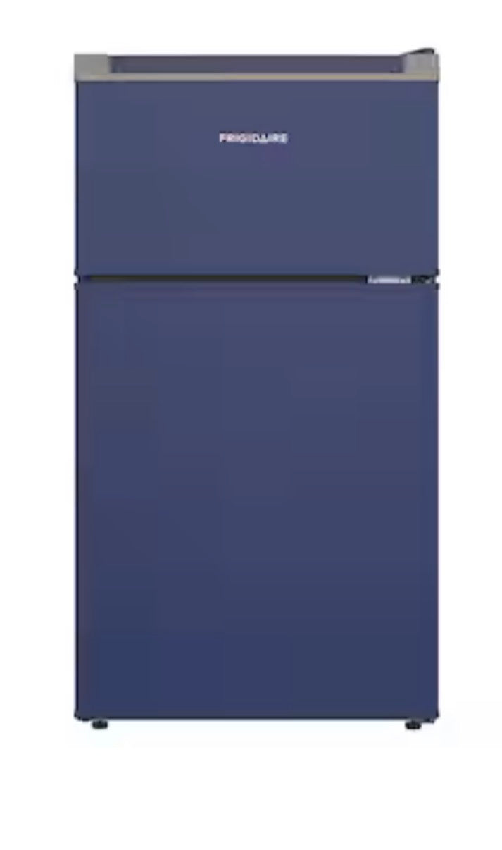 AC260198 EFR920 Frigidaire 3.1-cu ft Mini Fridge with Freezer