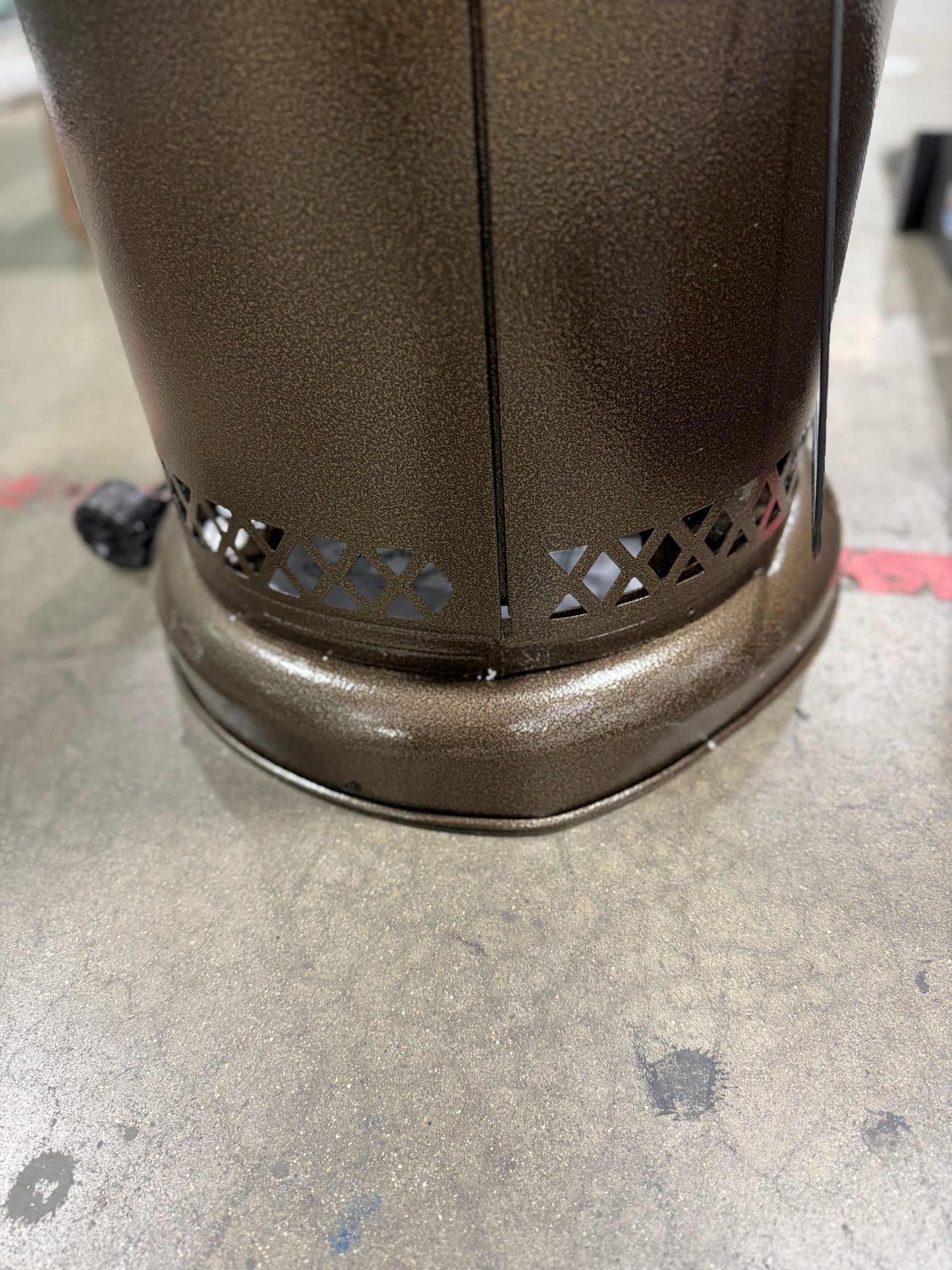 AC250956 48,000BTU Bronze Outdoor Patio Heater (Damaged)