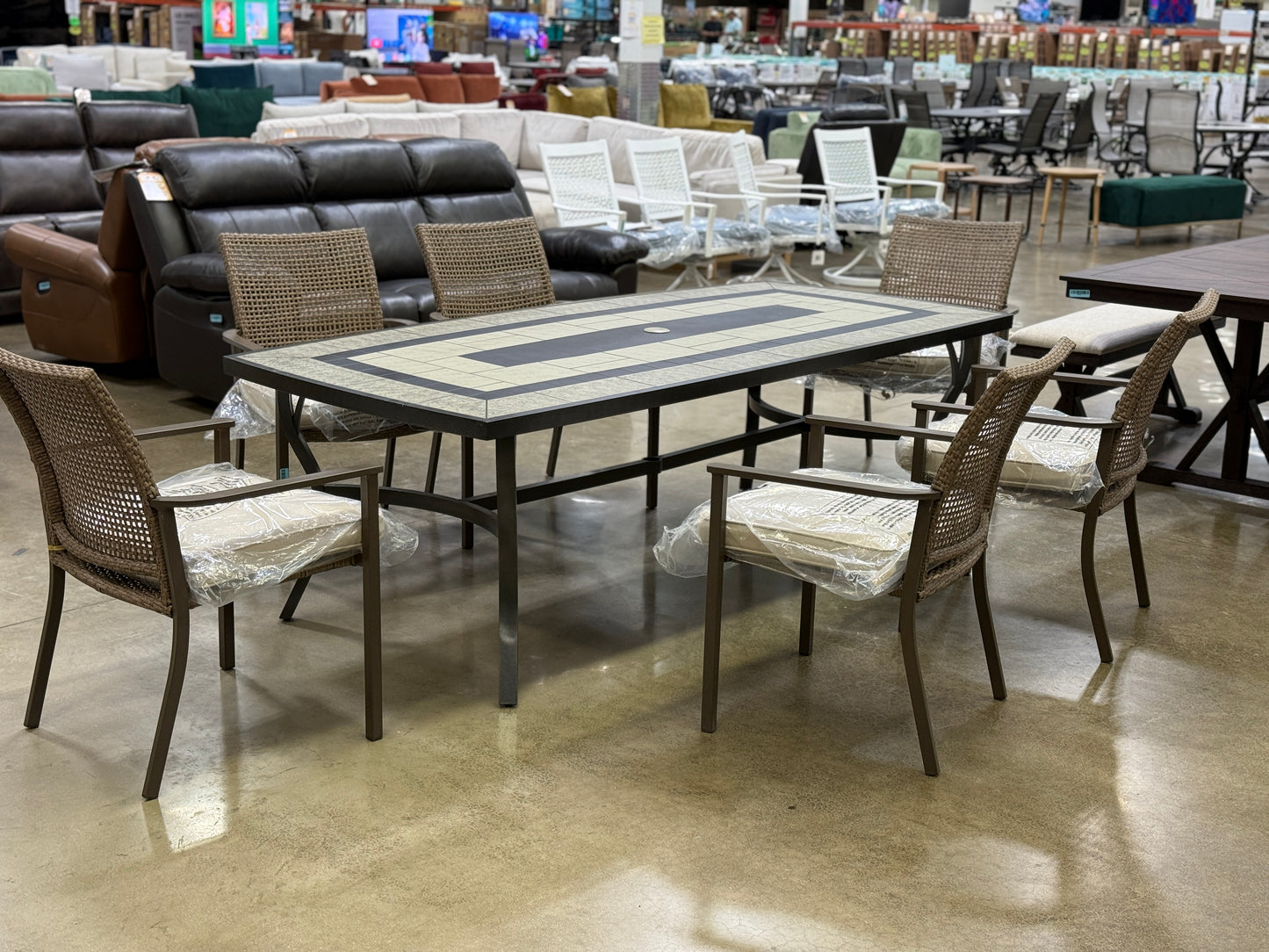 BJF250121 Berkley Jensen Oak Crest 7-Pc. Outdoor Metal Dining Set
