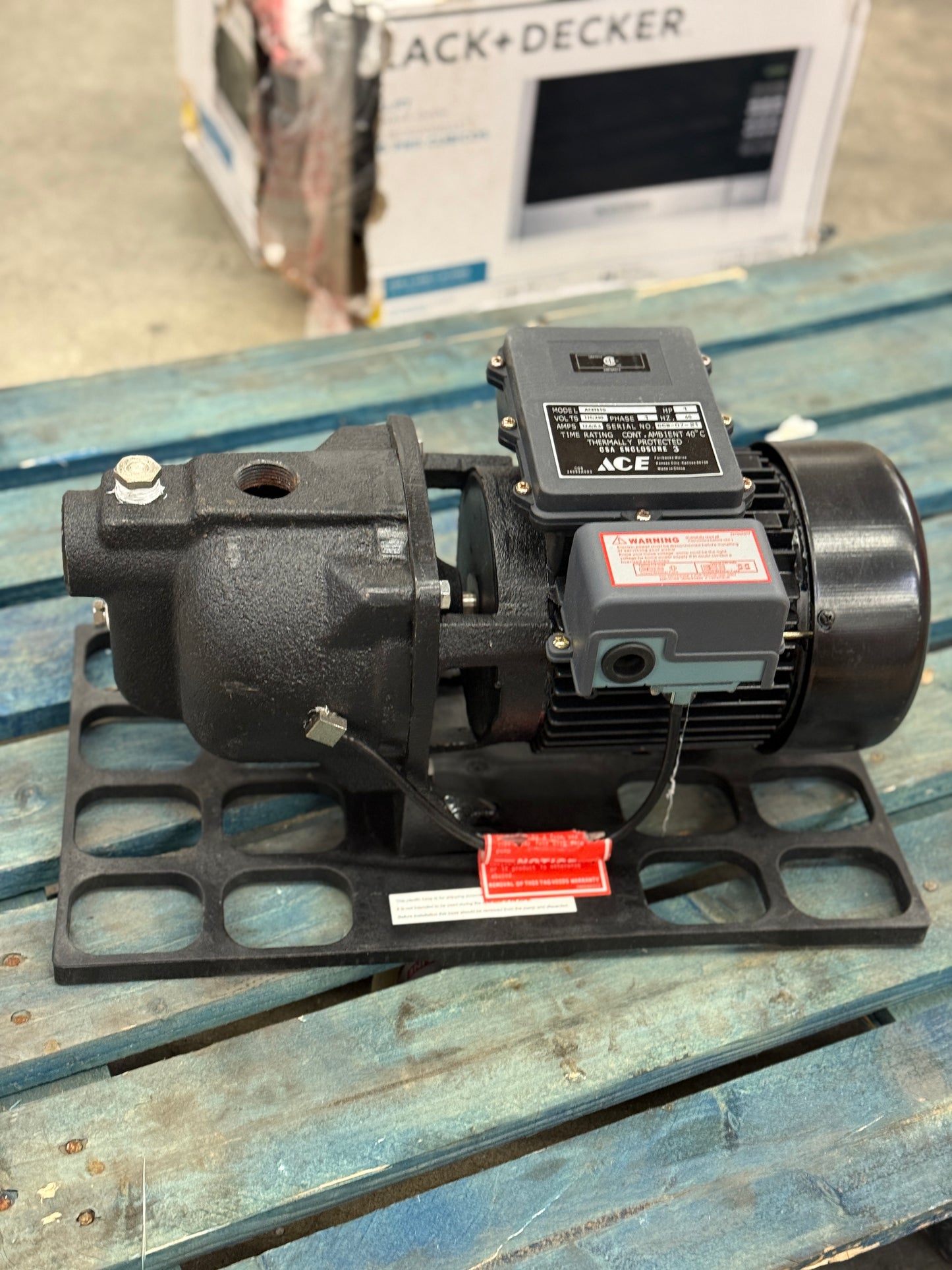 AC250174 ACE SHALLOW WELL PUMP 1 HP 21 GALLON