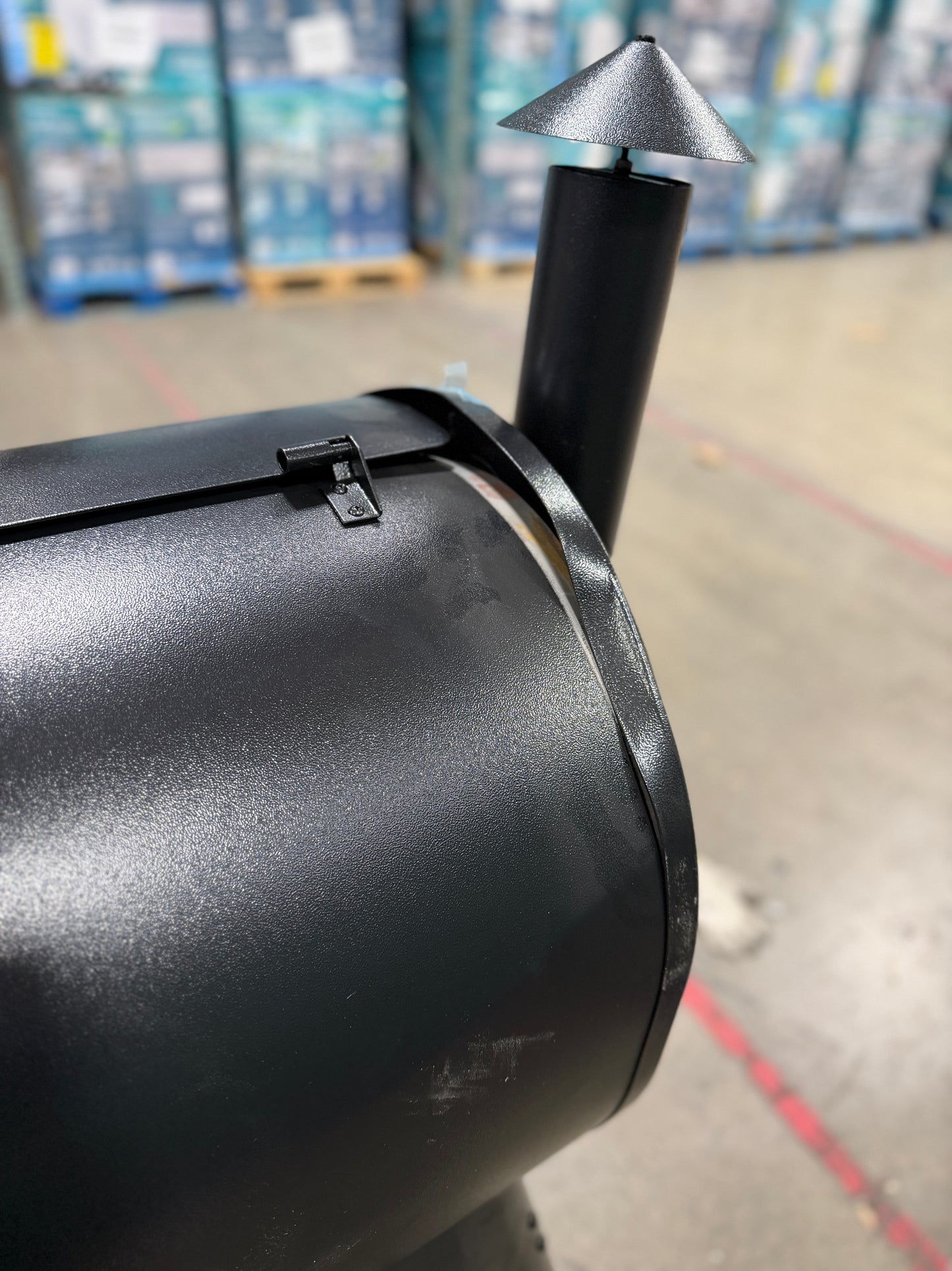 AC250950 Traeger Grills Pro 780 Wood Pellet Smoker Grill, 6-in-1 BBQ Pellet Grill Combo, WiFi and App-Connected Electric Smoker, 780 Square Inches of Grilling Area, Temperature Control, Black Finish