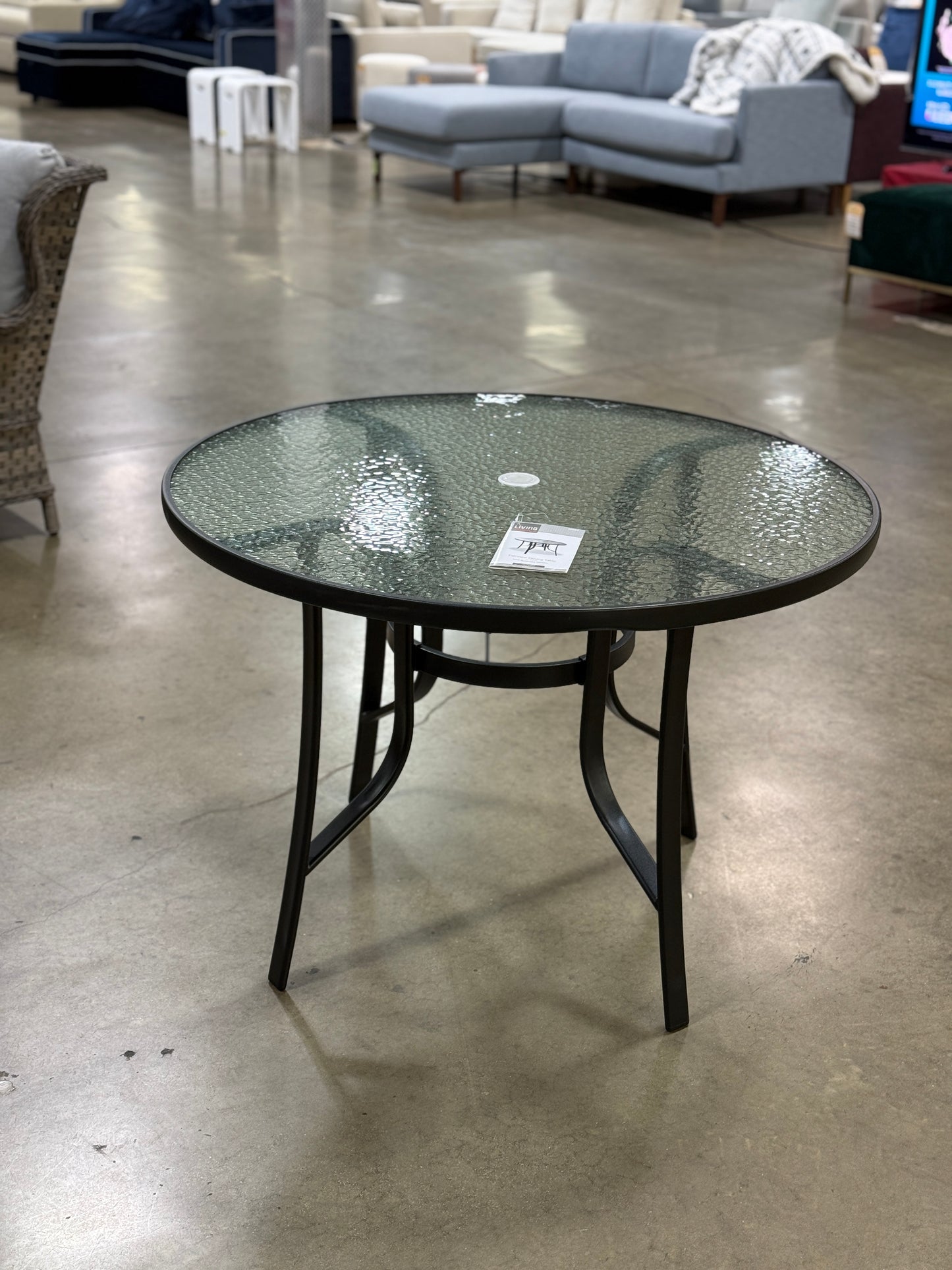 AC250267 Fairview Dining Table 42”