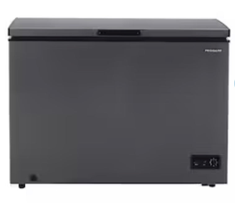 AC260214 EFRF1013 Frigidaire 10 Garage Ready Chest Freezer ( Black )