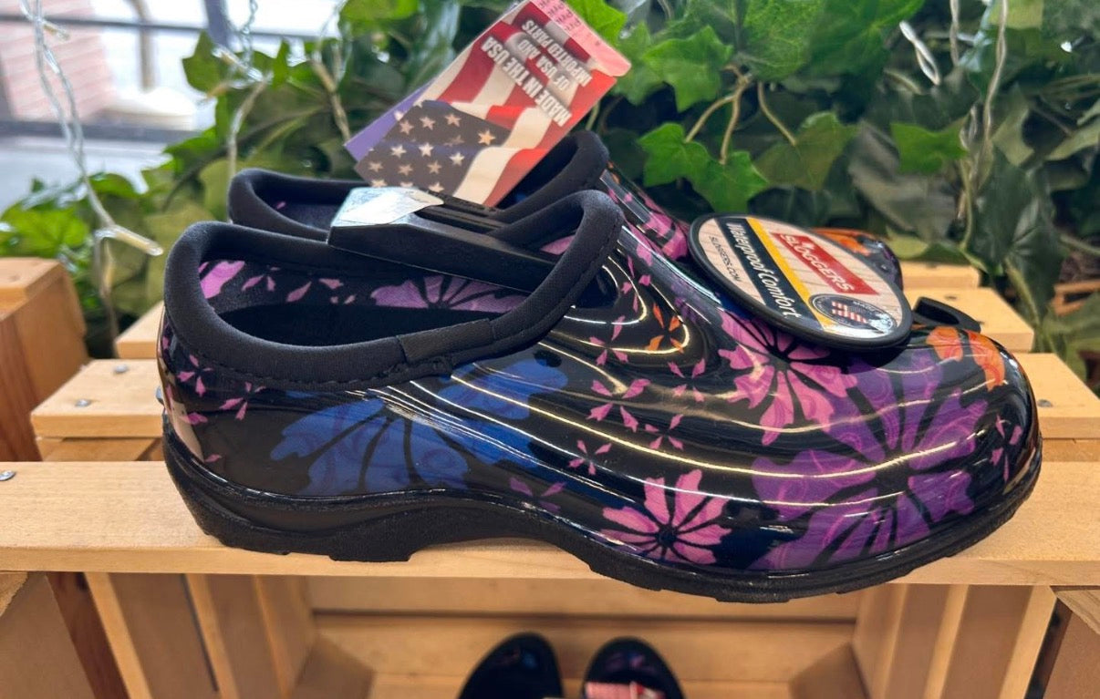 AC250870 Waterproof Sloggers garden/rain shoes. Designed for all day wear