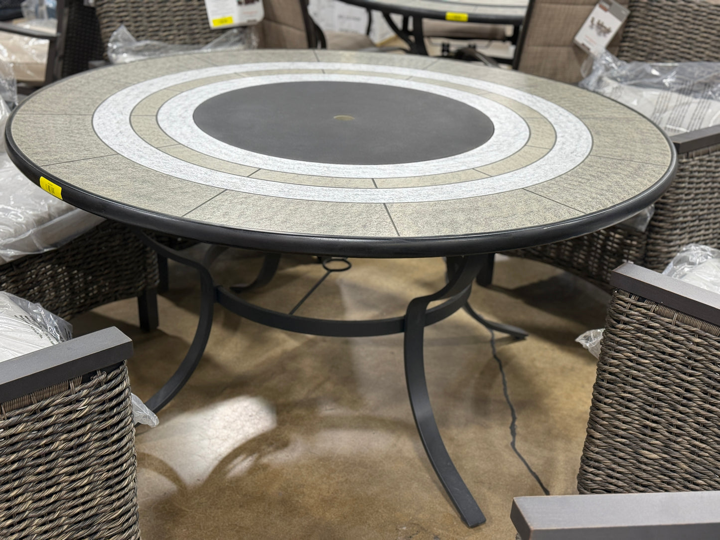 AC250493 Rochdale Dining Chairs(6pcs) + Dining Table