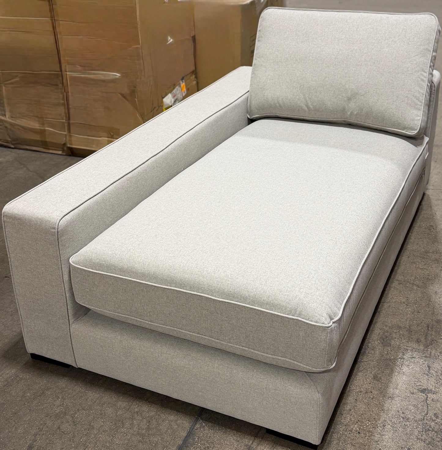 IDF240612 Sofa Part Ainsley OTE-sunday-39