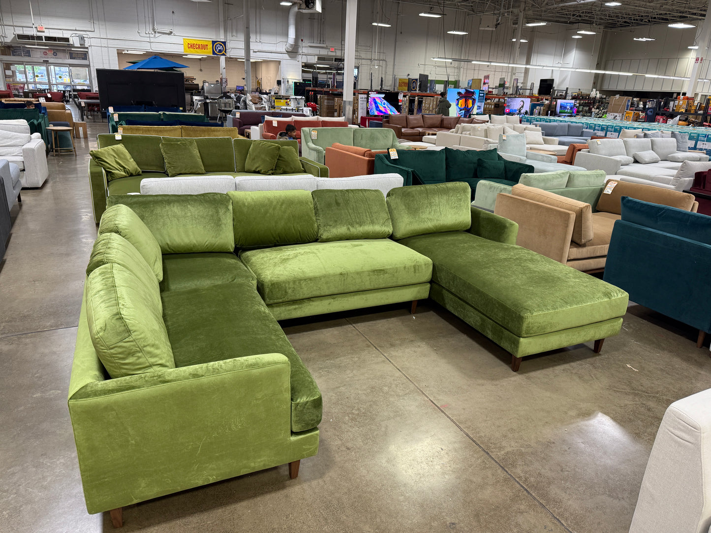 IDF240394 Sectional Sofa Winslow Moss AK-618-134