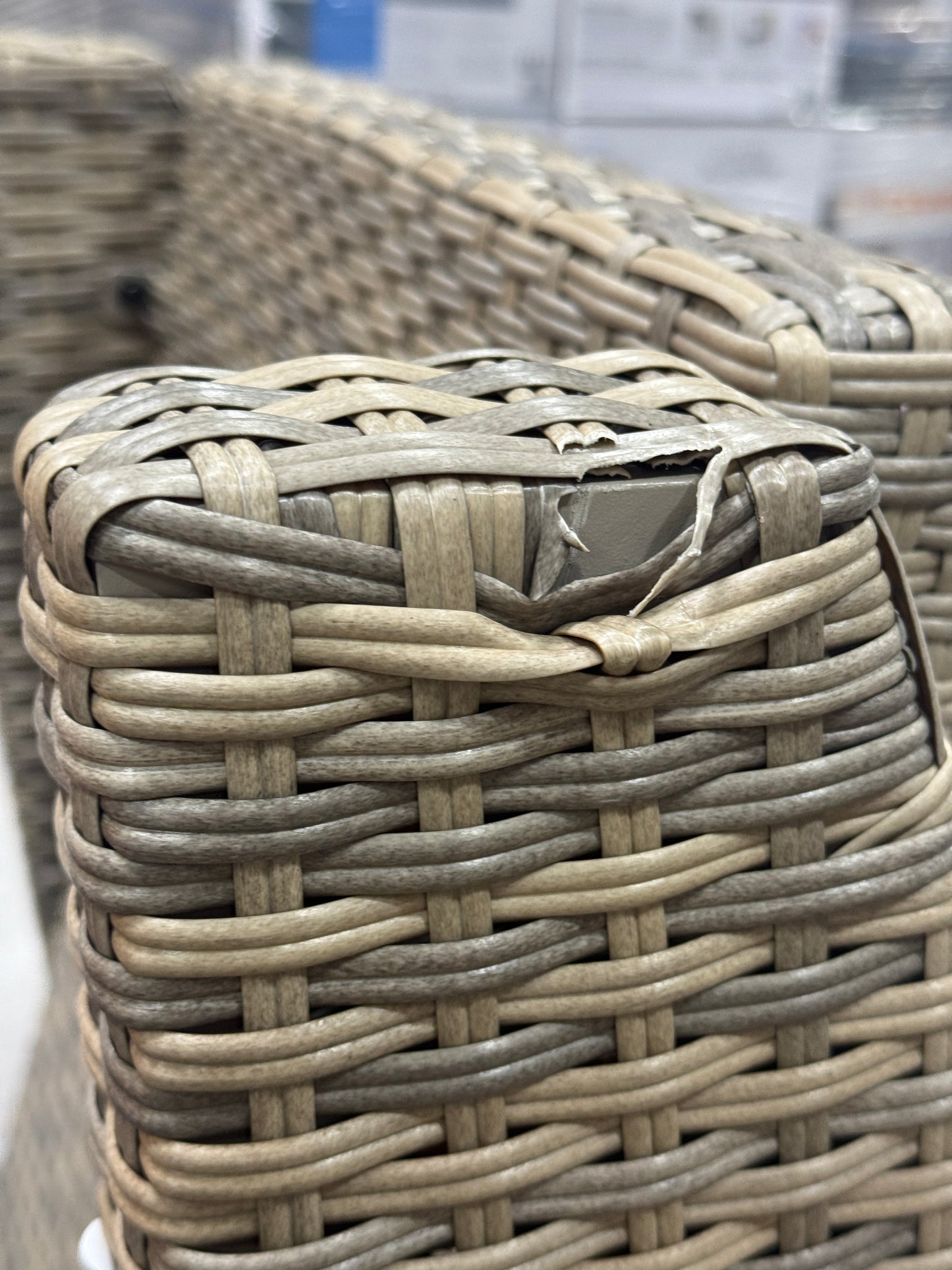 BJF250085 Berkley Jenson Bristol 4-Pc. Wicker Outdoor Conversation Set