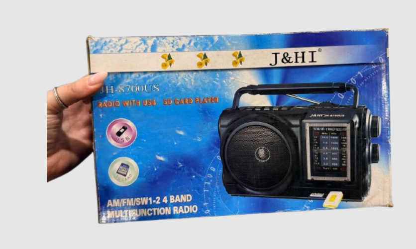 4 BAND AM/ FM RADIO JH-8700US-R