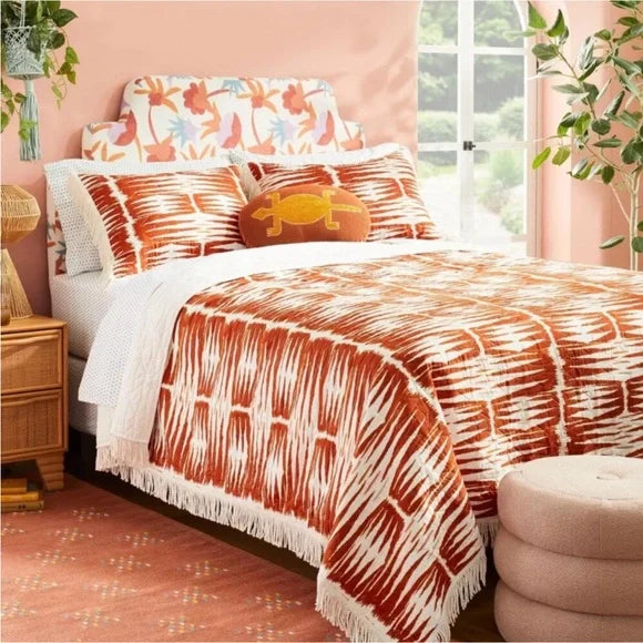 AC250725 Opalhouse Printed w/Fringe Groove Print Quilt White/Burnt Orange