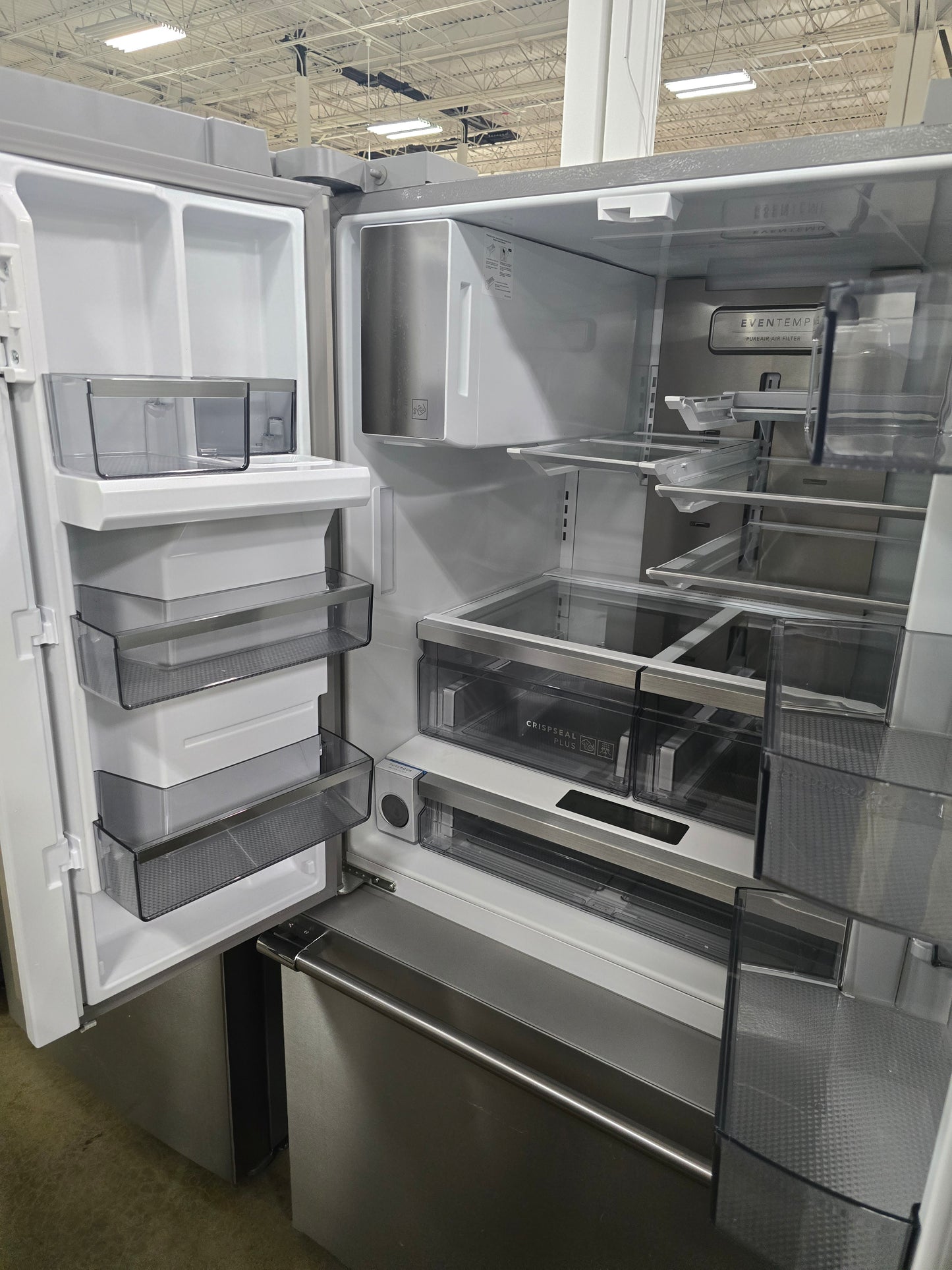 Frigidaire Professional - 27.8 Cu. Ft. French Door Refrigerator - Stainless Steel - PRFS2883AF- SN 4A42012807