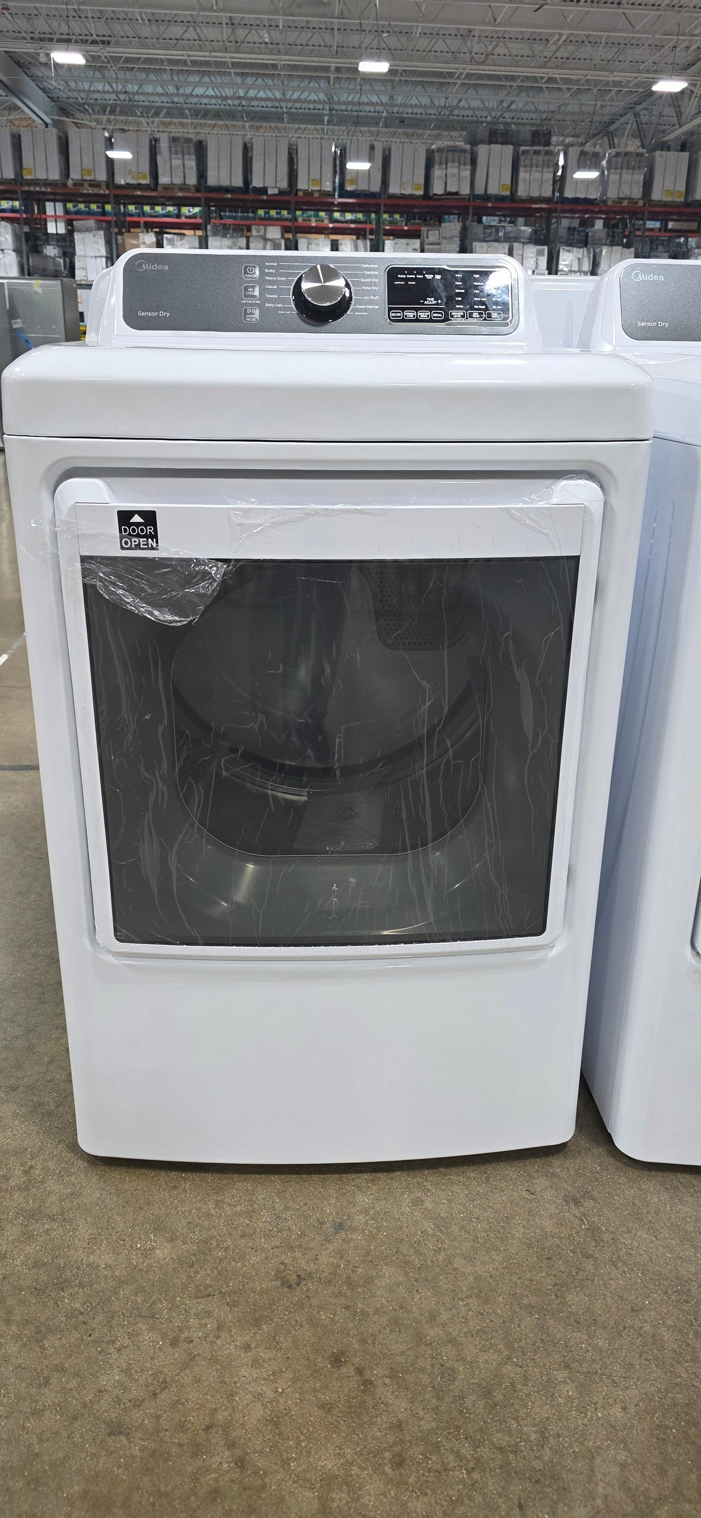 Midea GAS DRYER WITH 7.5 CU.FT. , SENSOR DRY, MLG45N3BWW-R