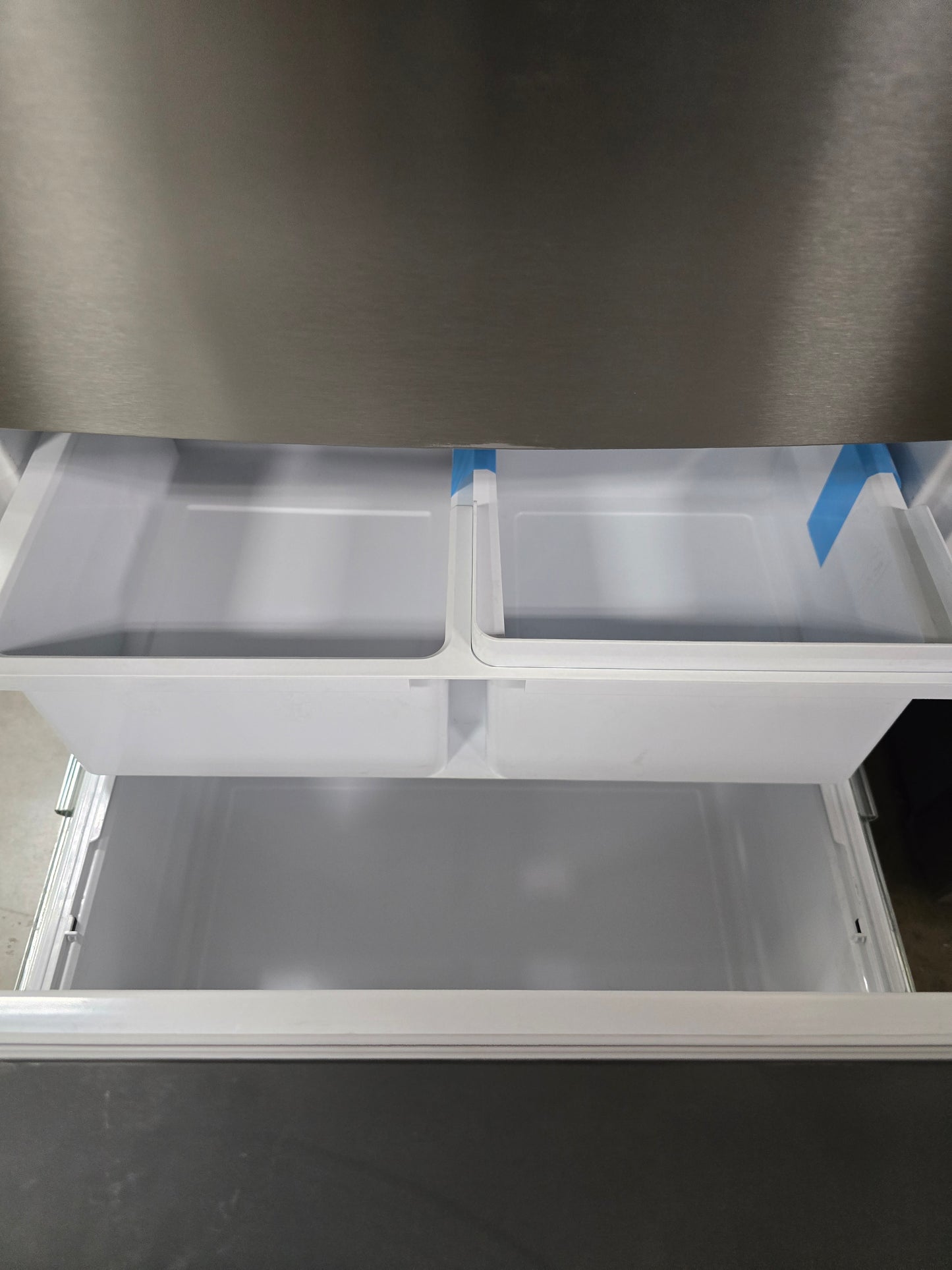 Frigidaire - Gallery 28.8 Cu. Ft. Standard-Depth French Door Refrigerator - Stainless Steel - GRBN2012AF- SN 1K42376773