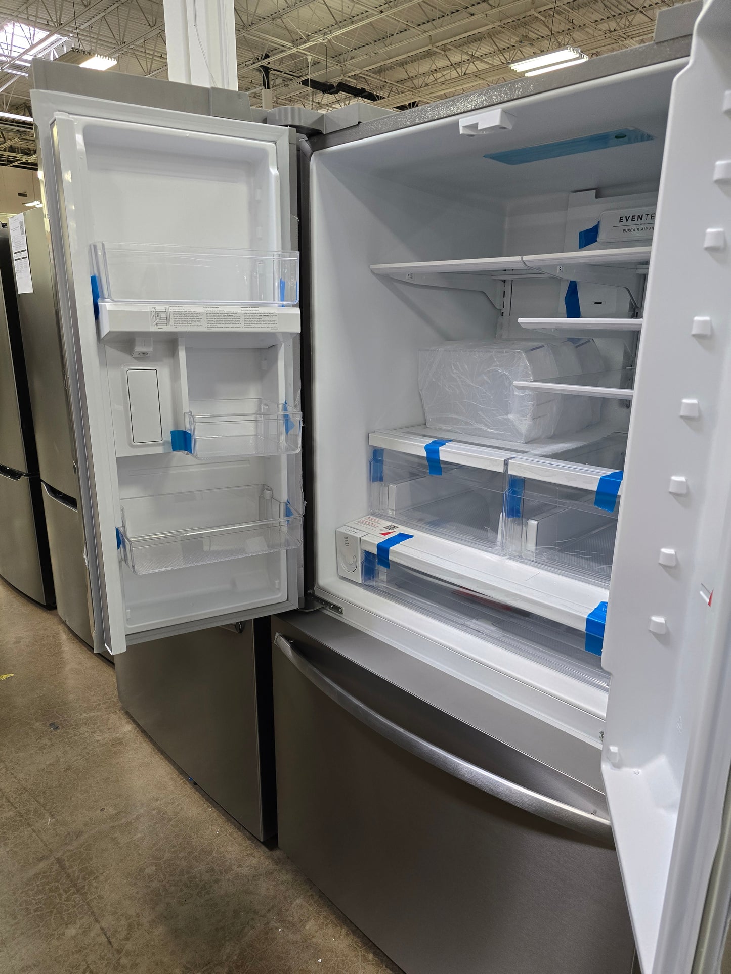 Frigidaire - 36 in 28.8 cu. ft. Standard Depth French Door Refrigerator in with Internal Water Dispenser - Stainless Steel - FRFN2813AF- SN 4A43810384