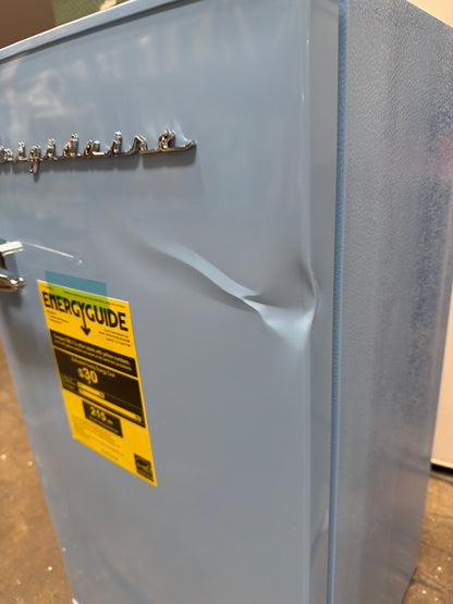 AC260271 3.2 cu. ft. Retro Vintage Compact Mini Fridge in Blue EFR376 - Dented
