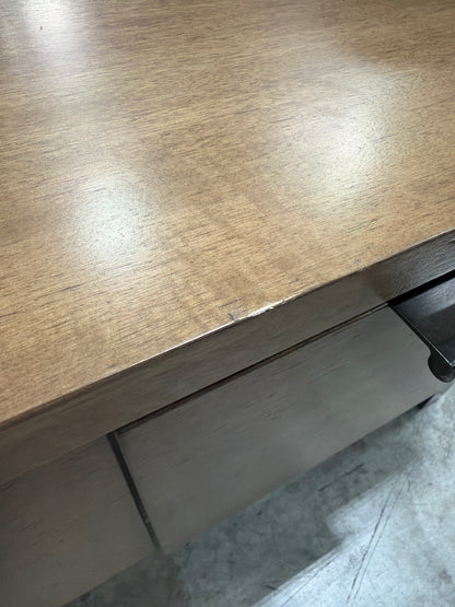 AH103 Signature Design by Ashley Montia Lift Top Cocktail Table(Scratch)