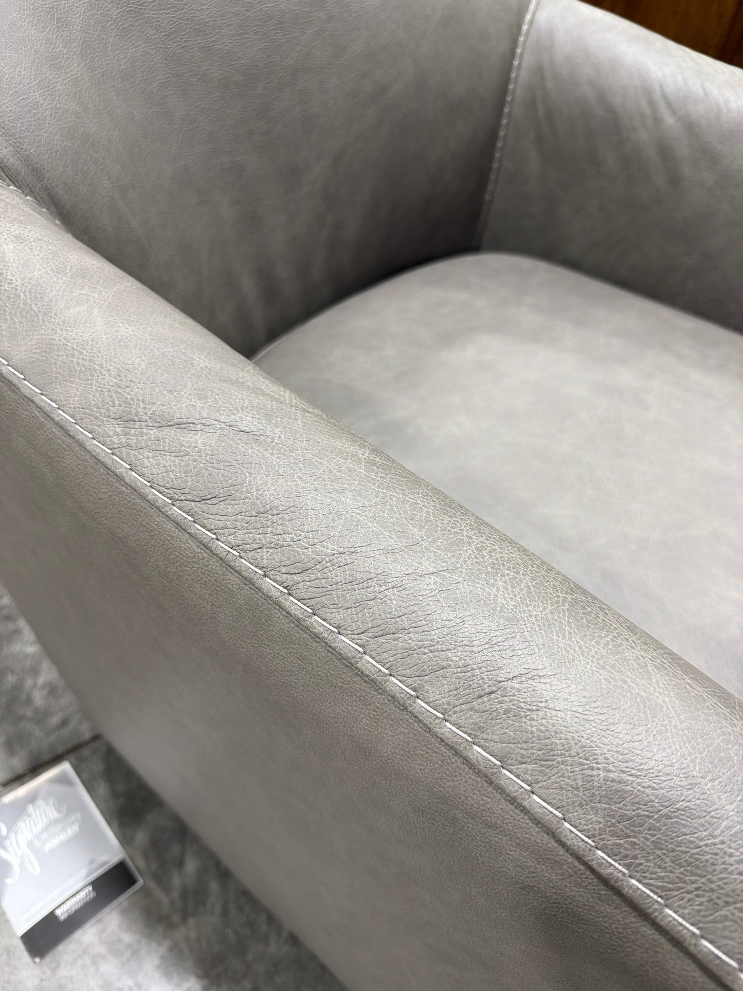AH111 Bradney Leather Swivel Accent Chair