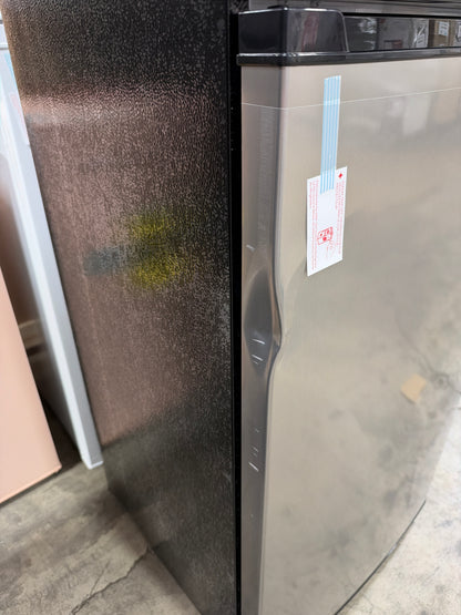 AC260384 Frigidaire 7.5 cu. ft. Mini Refrigerator with Top Freezer in Stainless Look - EFR780 (major dent)