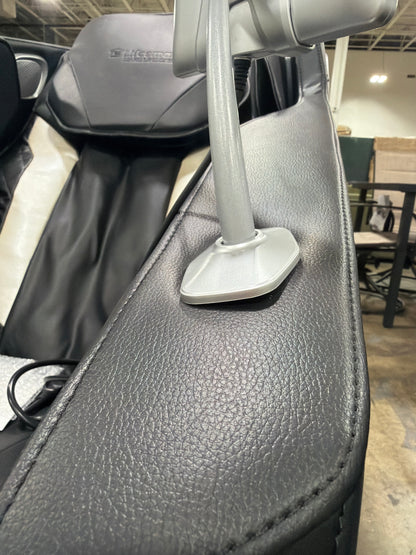BJF250302 Lifesmart 2D Zero Gravity Lux Massage Chair - Black - Damaged