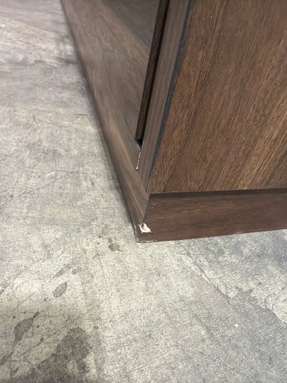 AH144 Hollinaze Dresser(Scratch)