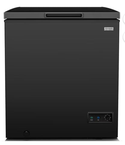 AC260194 Frigidaire Gallery 5 Cu. Ft. Chest Freezer, Black - FGFRF5009 - dented