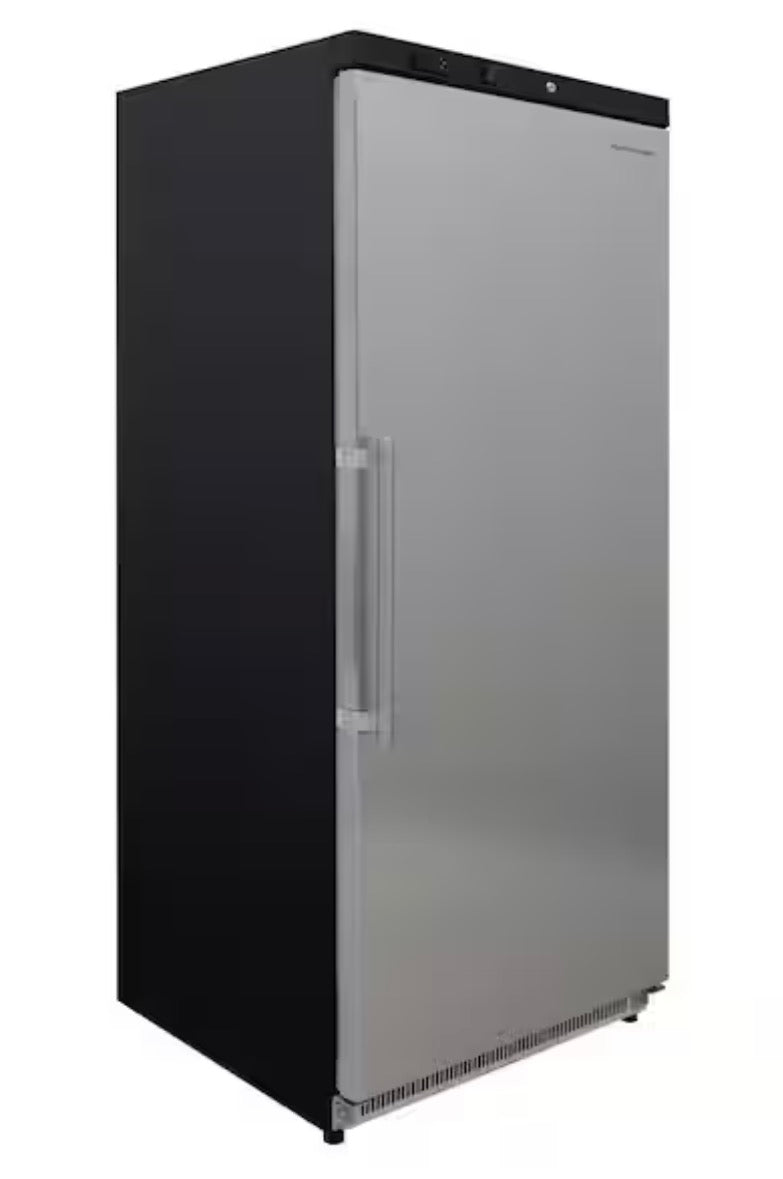 AC260390 Hamilton Beach 28 in. 19 Cu. Ft. Manual Defrost Commercial Upright Freezer - HBFRF1980 - (major dent)