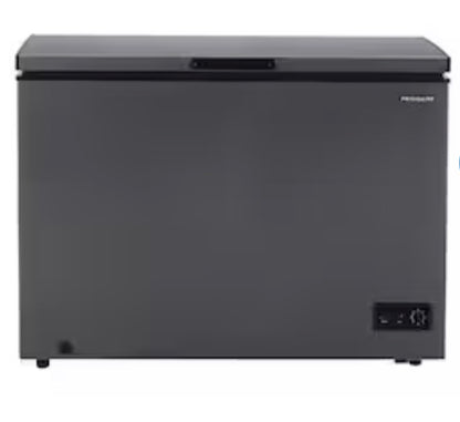 AC260225 EFRF1013 Frigidaire 10 Garage Ready Chest Freezer ( Black ) - dented