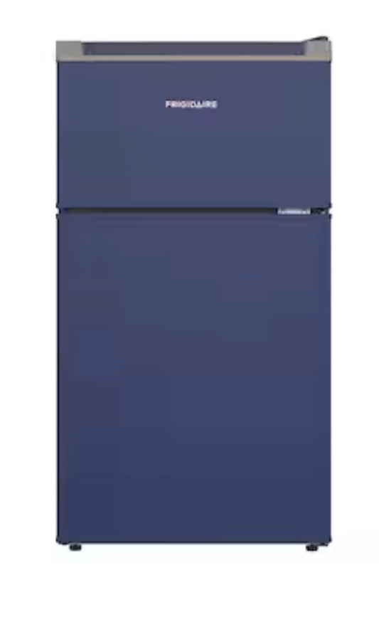 AC260198 EFR920 Frigidaire 3.1-cu ft Mini Fridge with Freezer