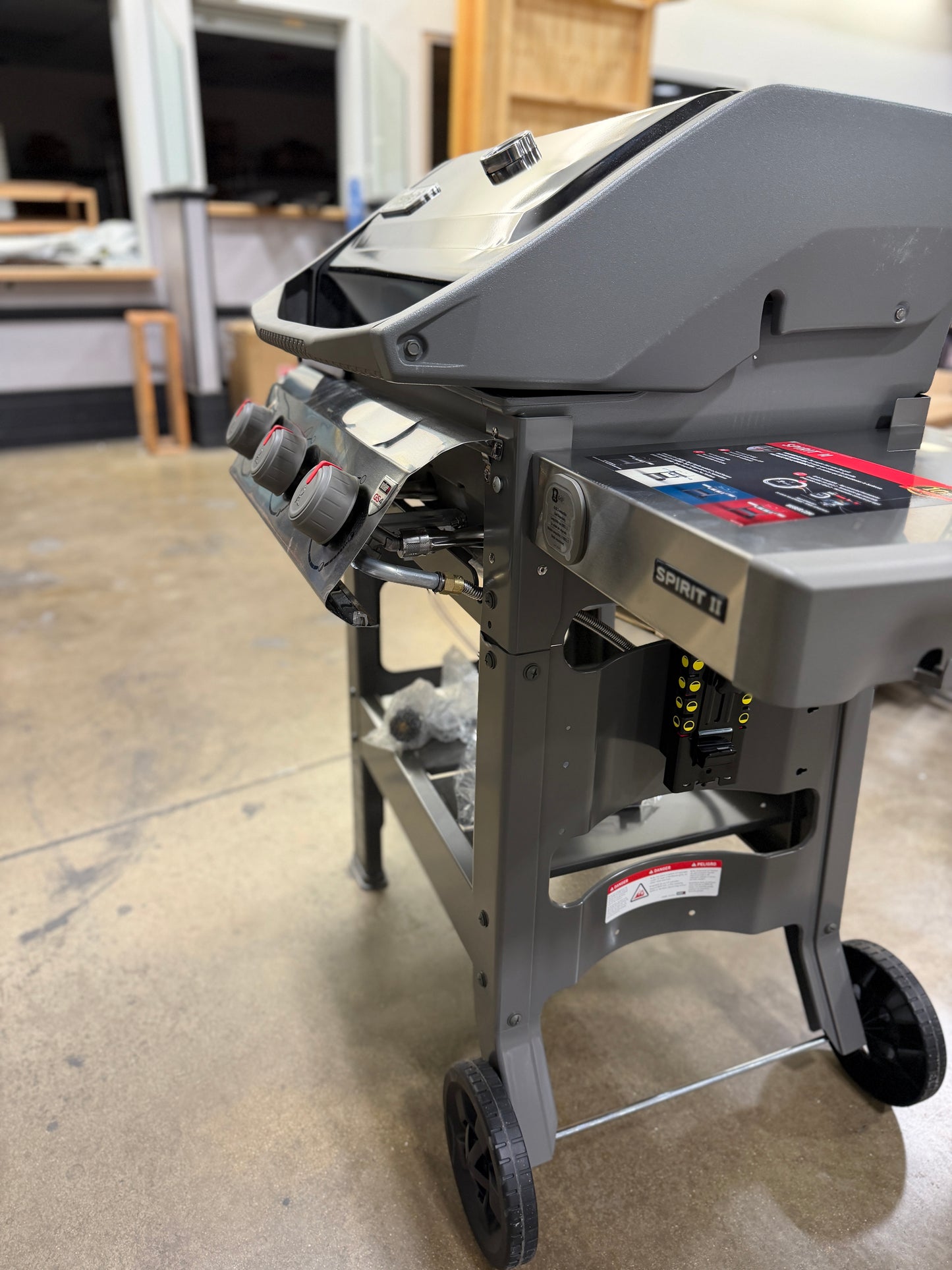 AC250980 Spirit E-310 3-Burner Liquid Propane Gas Grill in Black with Snap-Jet Ignition - Damaged