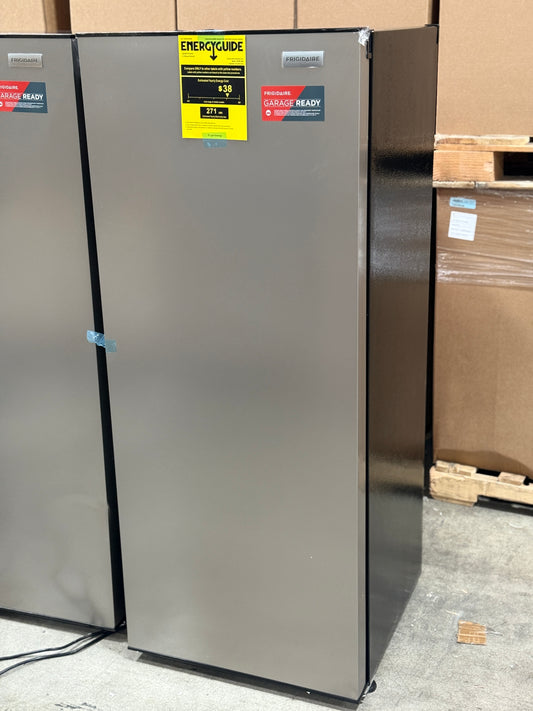 AC250464 Frigidaire Convertible Upright Freezer/Refrigerator 7-cu ft Upright Freezer
