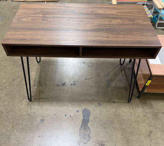 AC250852 Brown Computer Table (DAMAGED)