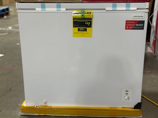 AC250469 Frigidaire 7.0 Cu. ft. Chest Freezer, EFRF7003, White