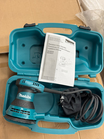 AC250054 Makita 5 In. Random Orbit Sander Kit - Pre-Owned