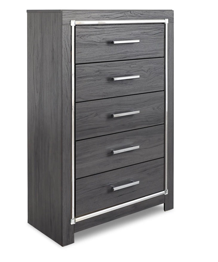 AH149 Lodanna 5 Drawer Chest of Drawers(Bottom damaged)