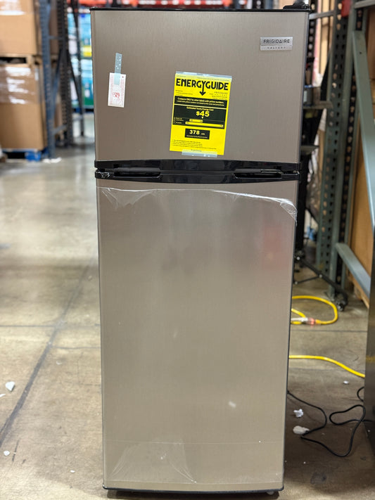 AC250495 Frigidaire 7.5 Cu. ft. Refrigerator, Platinum Series, Standard Door Style