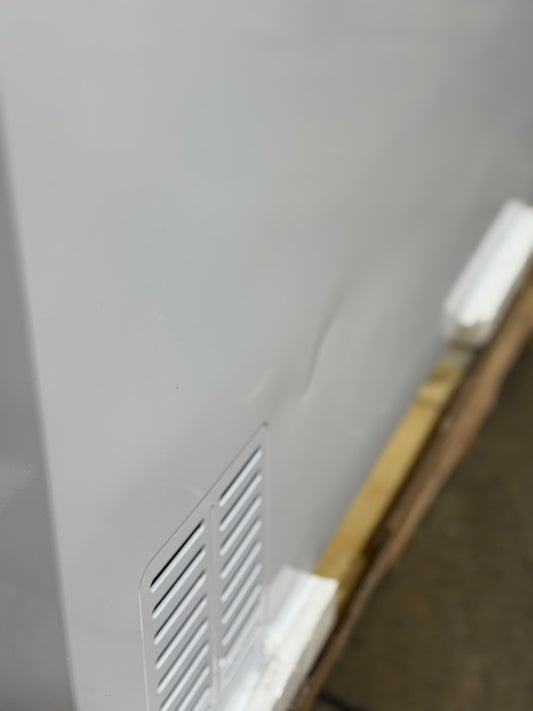AC250511 Hamilton Beach HBFRF3030 Garage Ready Chest Deep Freezer, Adjustable Thermostat, Easy Defrost Drain, Double Door Lid, for Storage, Hunting, Large Family-29 D x 79" W x 38" H, 30 cu ft, White