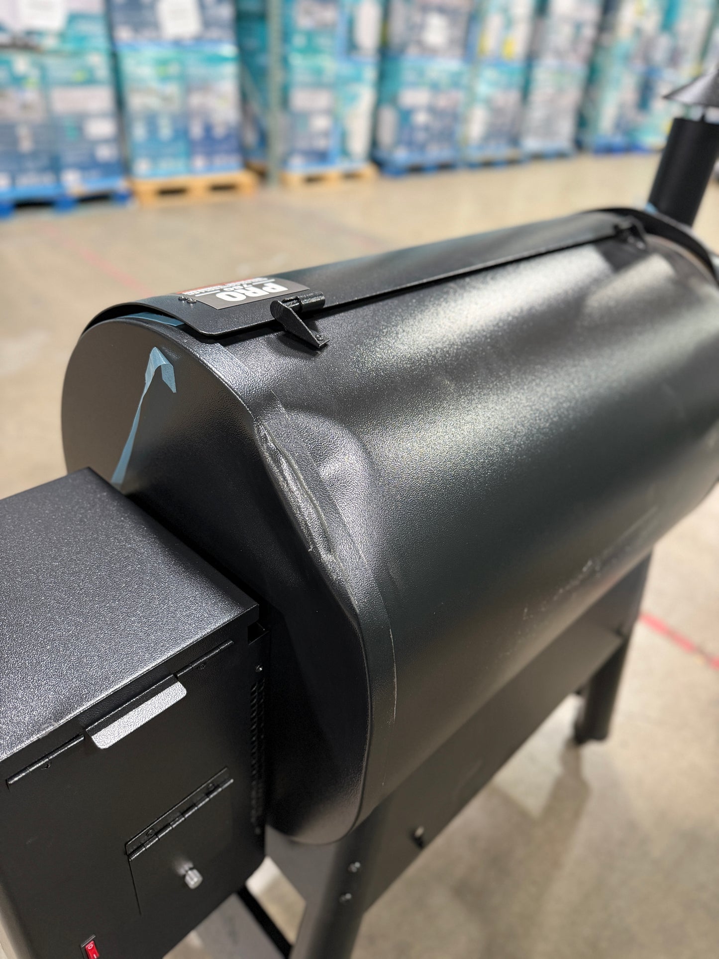 AC250950 Traeger Grills Pro 780 Wood Pellet Smoker Grill, 6-in-1 BBQ Pellet Grill Combo, WiFi and App-Connected Electric Smoker, 780 Square Inches of Grilling Area, Temperature Control, Black Finish