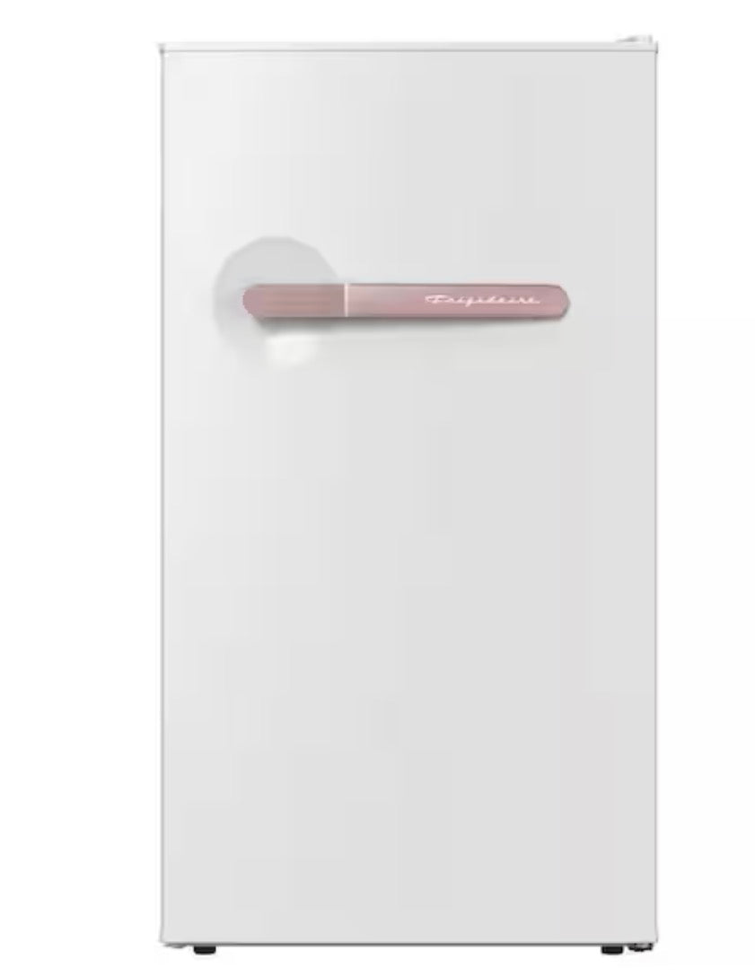 AC260286 Frigidaire 3.2 cu. ft. Retro Mini Refrigerator in White - EFR397 (minor dents)
