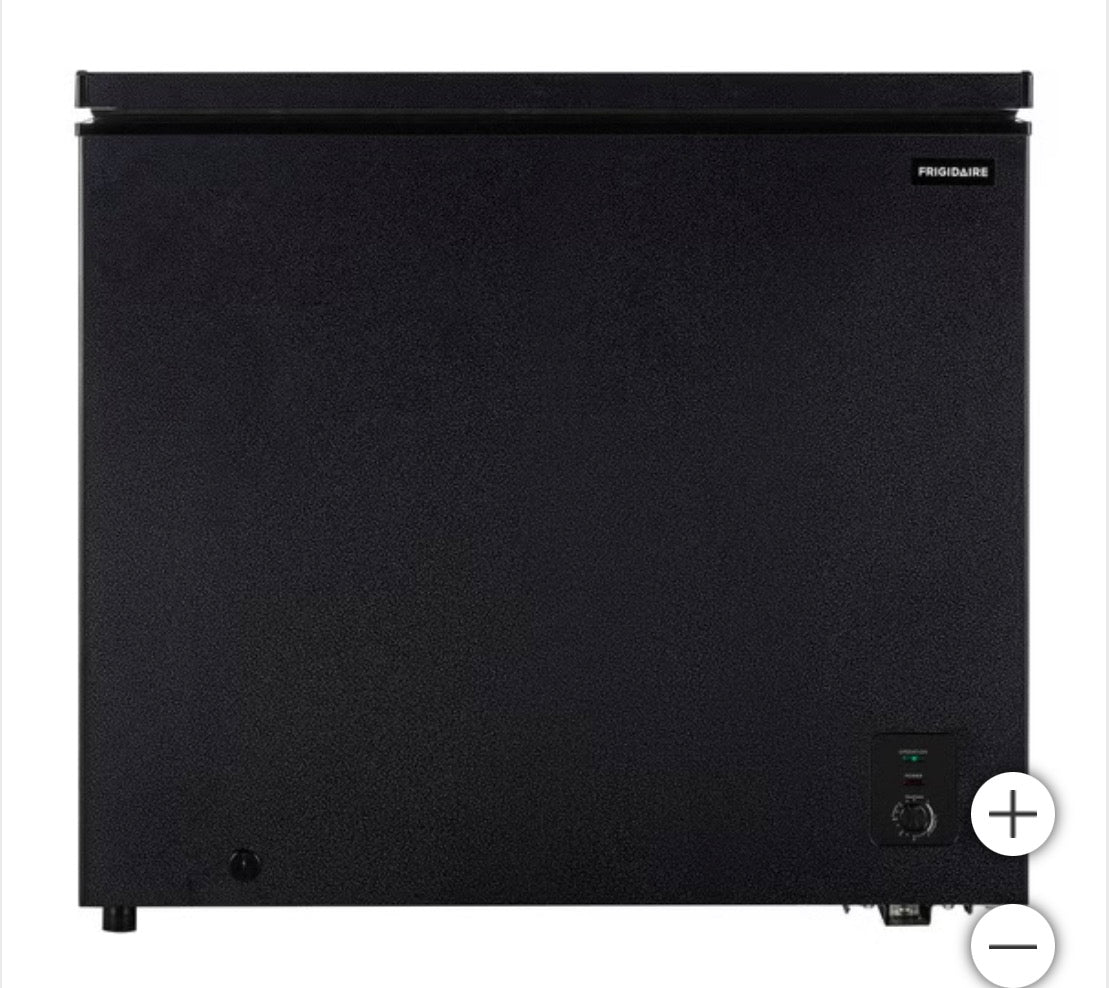 AC260310 Frigidaire Garage Ready 7 cu. ft. Convertible Chest Freezer with Black Granite Finish FGFRF7009 (major dents)