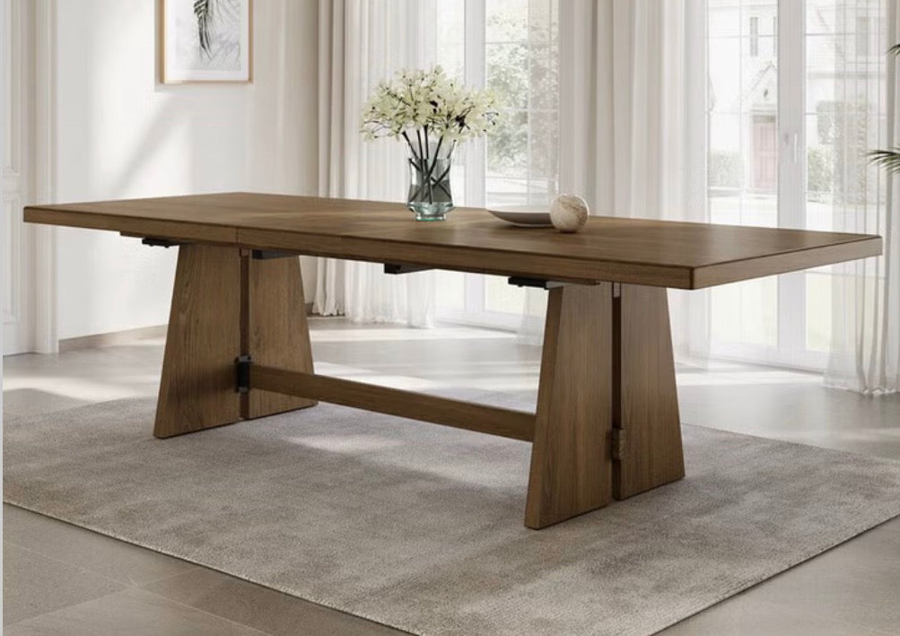 CS260053 Thomasville Kayde 92-110" Wood Dining Table
