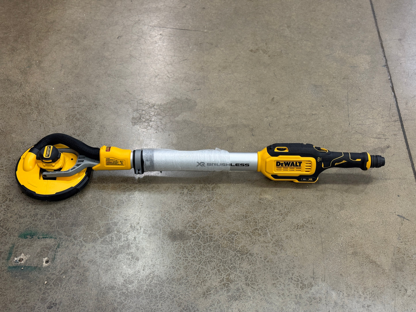 AC250200 DEWALT 20V MAX Cordless Drywall Sander (Bare Tool)