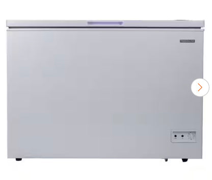 AC260182 EFRF1005 Frigidaire 43.94 in. 10 cu. ft. Manual Defrost Chest Freezer in White Garage Ready - dented